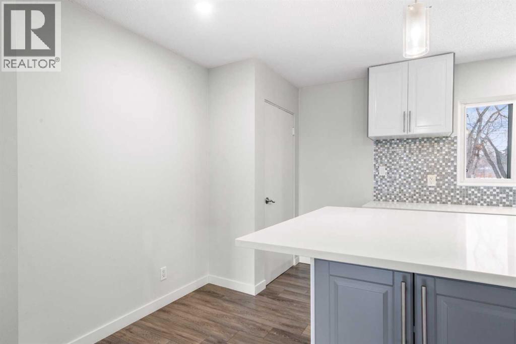 68 Healy Drive Sw, Calgary, Alberta  T2V 2Z7 - Photo 13 - A2274429