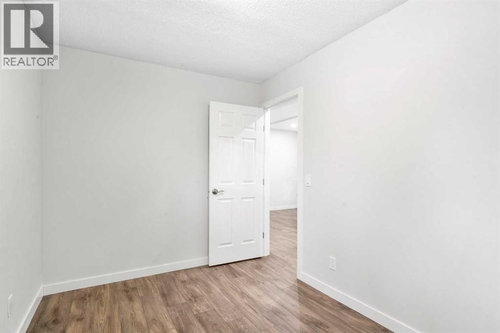 68 Healy Drive Sw, Calgary, Alberta  T2V 2Z7 - Photo 24 - A2274429