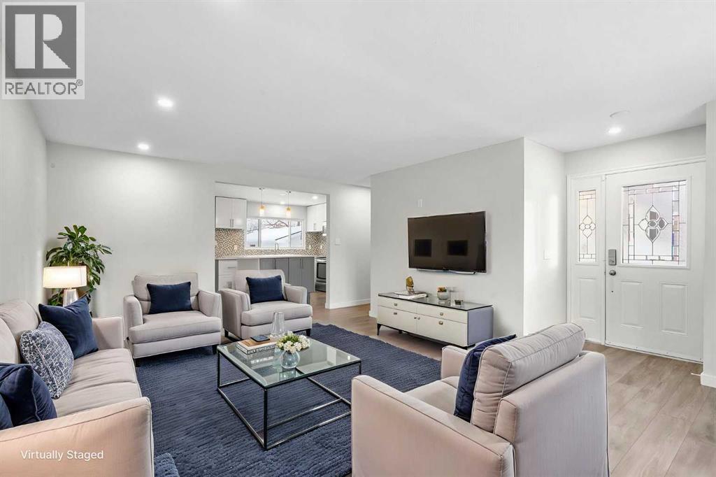 68 Healy Drive Sw, Calgary, Alberta  T2V 2Z7 - Photo 7 - A2274429