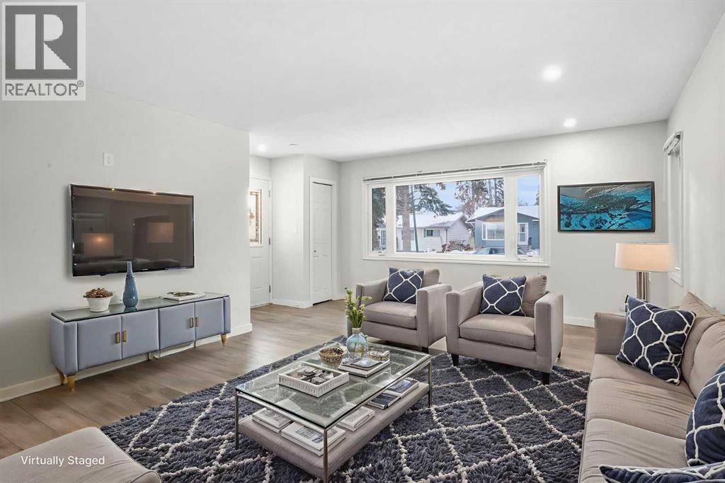 68 Healy Drive Sw, Calgary, Alberta  T2V 2Z7 - Photo 3 - A2274429