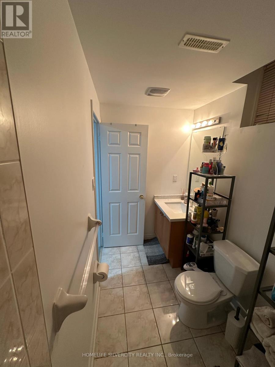 Bsmt - 39 Arband Avenue, Vaughan, Ontario  L6A 0T5 - Photo 11 - N12628532