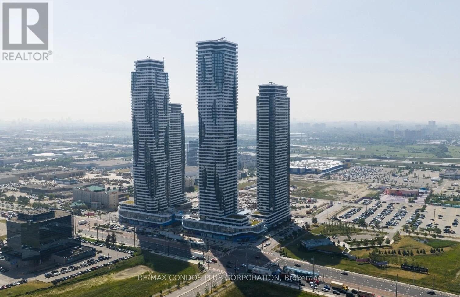 3909 - 8 Interchange Way, Vaughan, Ontario  L4K 0R2 - Photo 2 - N12628546