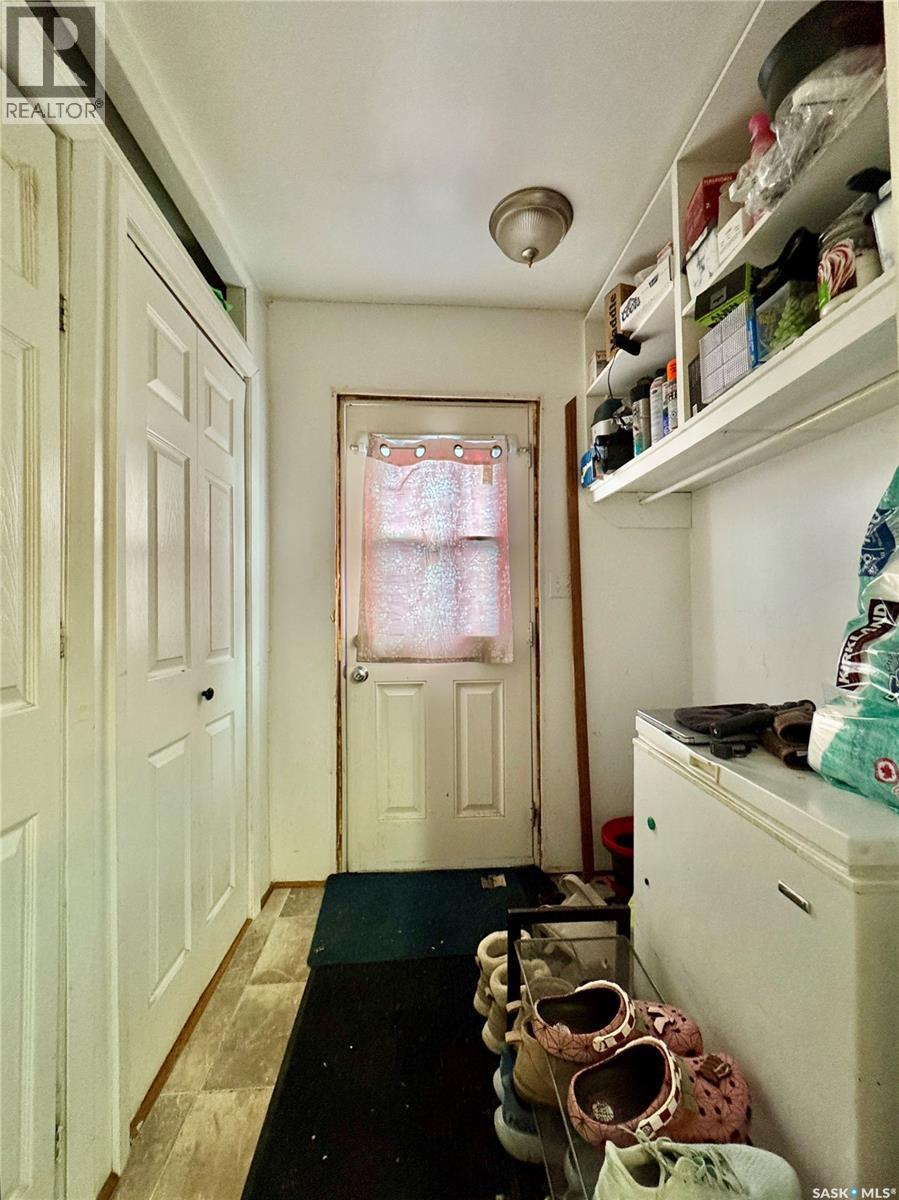 152 Sixth Avenue N, Yorkton, Saskatchewan  S3N 0Y1 - Photo 14 - SK025527
