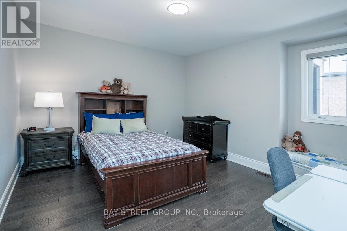 39 Cairns Gate, King, Ontario  L7B 0P5 - Photo 29 - N12627628