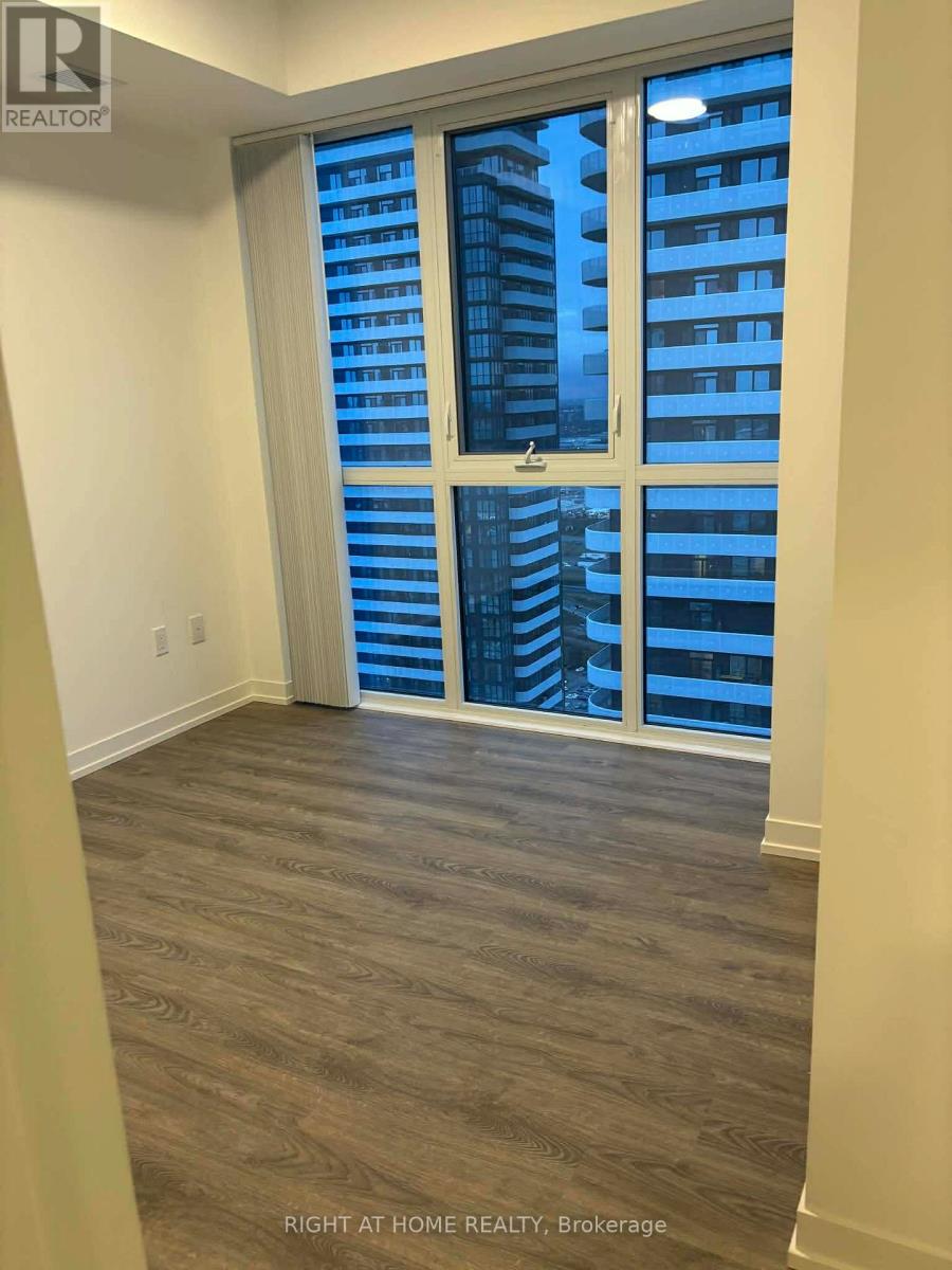 4202 - 8 Interchange Way, Vaughan, Ontario  L4K 5Z7 - Photo 12 - N12628236