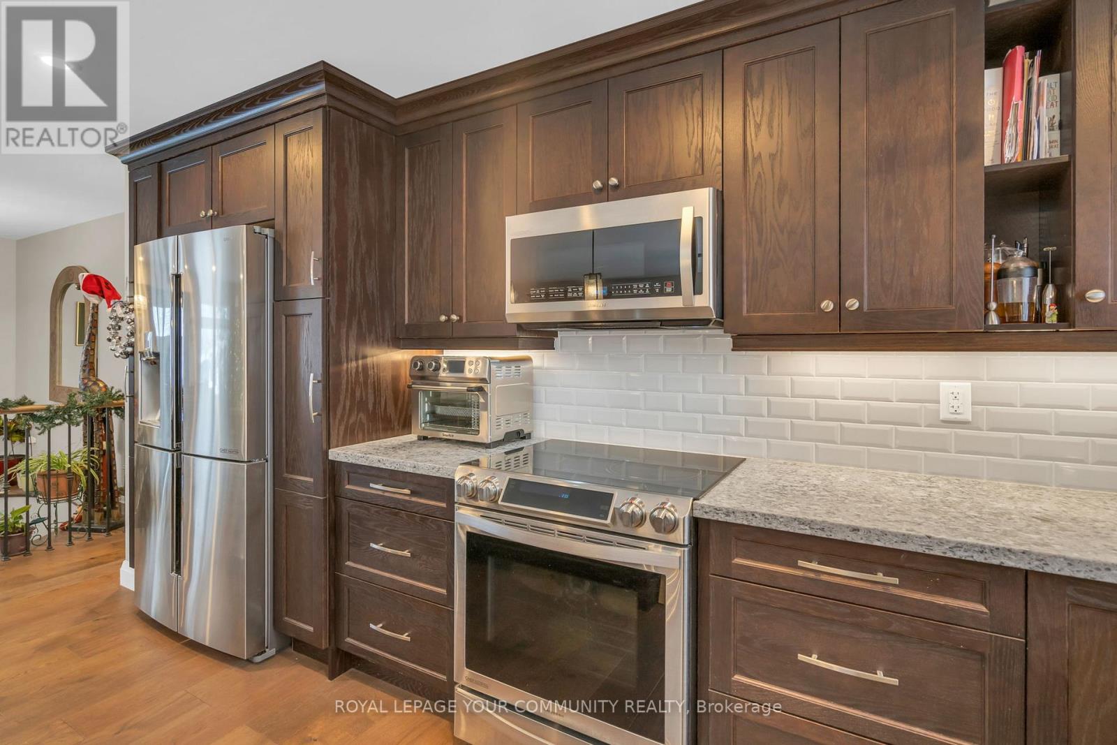 11 Summit Crescent, East Gwillimbury, Ontario  L9N 1C1 - Photo 13 - N12628368