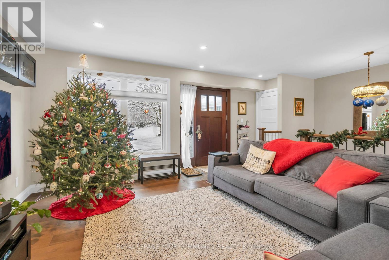 11 Summit Crescent, East Gwillimbury, Ontario  L9N 1C1 - Photo 8 - N12628368