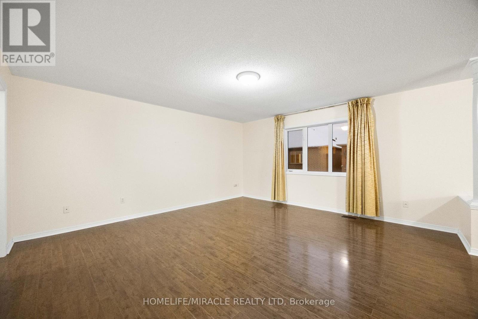 28 Bramfield Street, Brampton, Ontario  L7A 2W2 - Photo 23 - W12617176