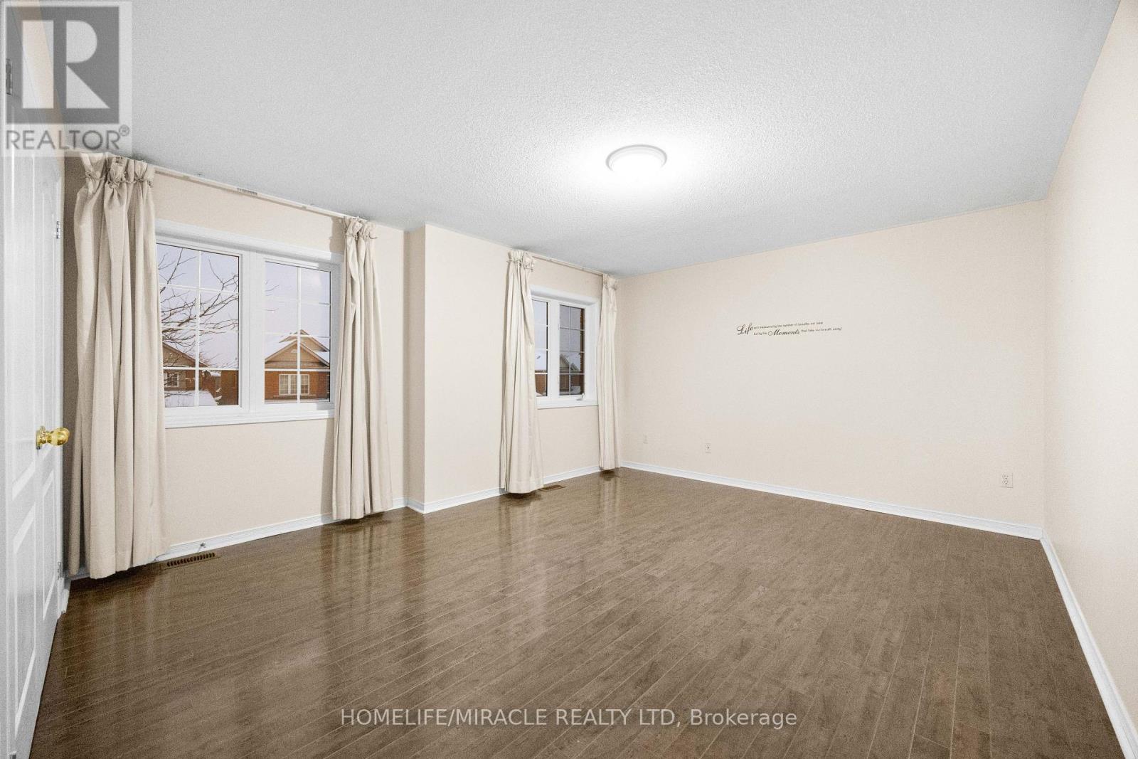 28 Bramfield Street, Brampton, Ontario  L7A 2W2 - Photo 30 - W12617176