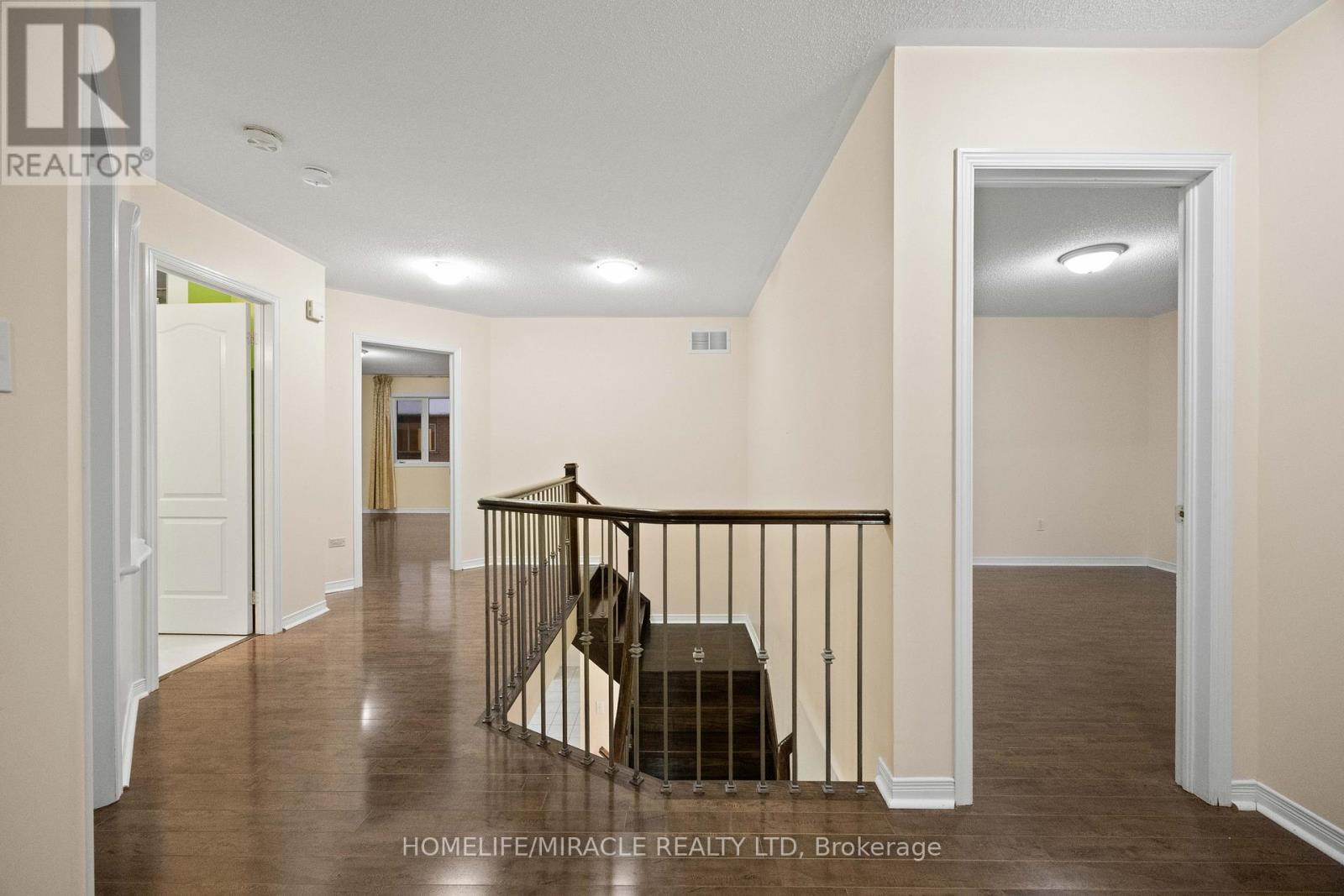 28 Bramfield Street, Brampton, Ontario  L7A 2W2 - Photo 22 - W12617176