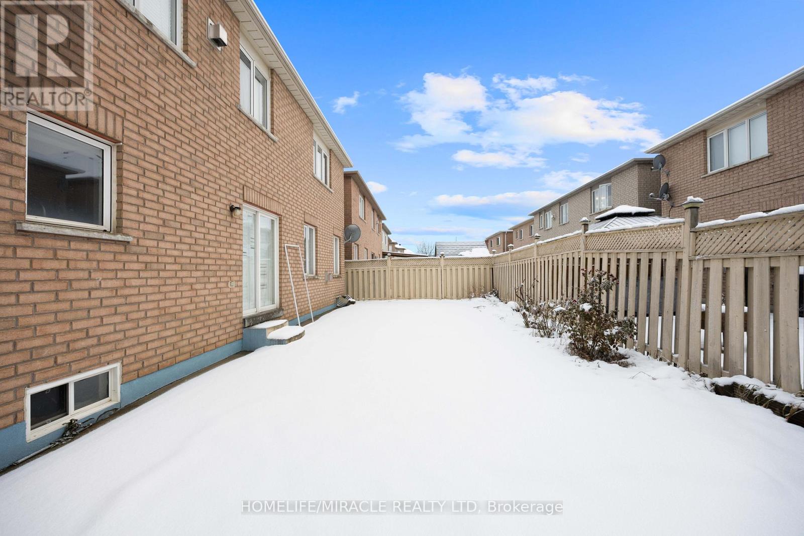 28 Bramfield Street, Brampton, Ontario  L7A 2W2 - Photo 41 - W12617176