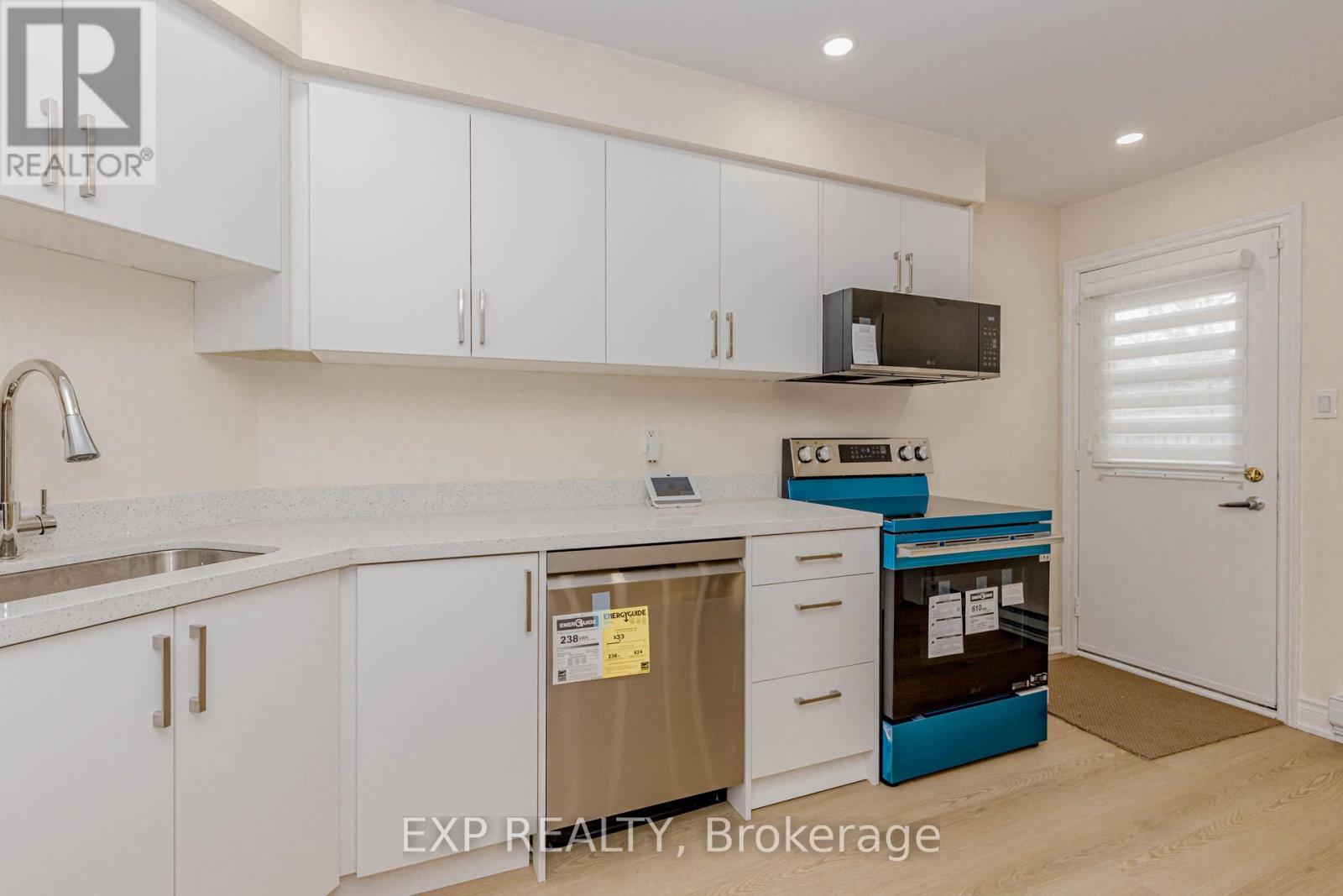 2289 Munn's Avenue, Oakville, Ontario  L6H 3M4 - Photo 10 - W12628520