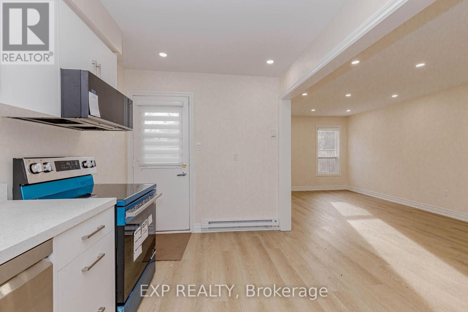 2289 Munn's Avenue, Oakville, Ontario  L6H 3M4 - Photo 11 - W12628520