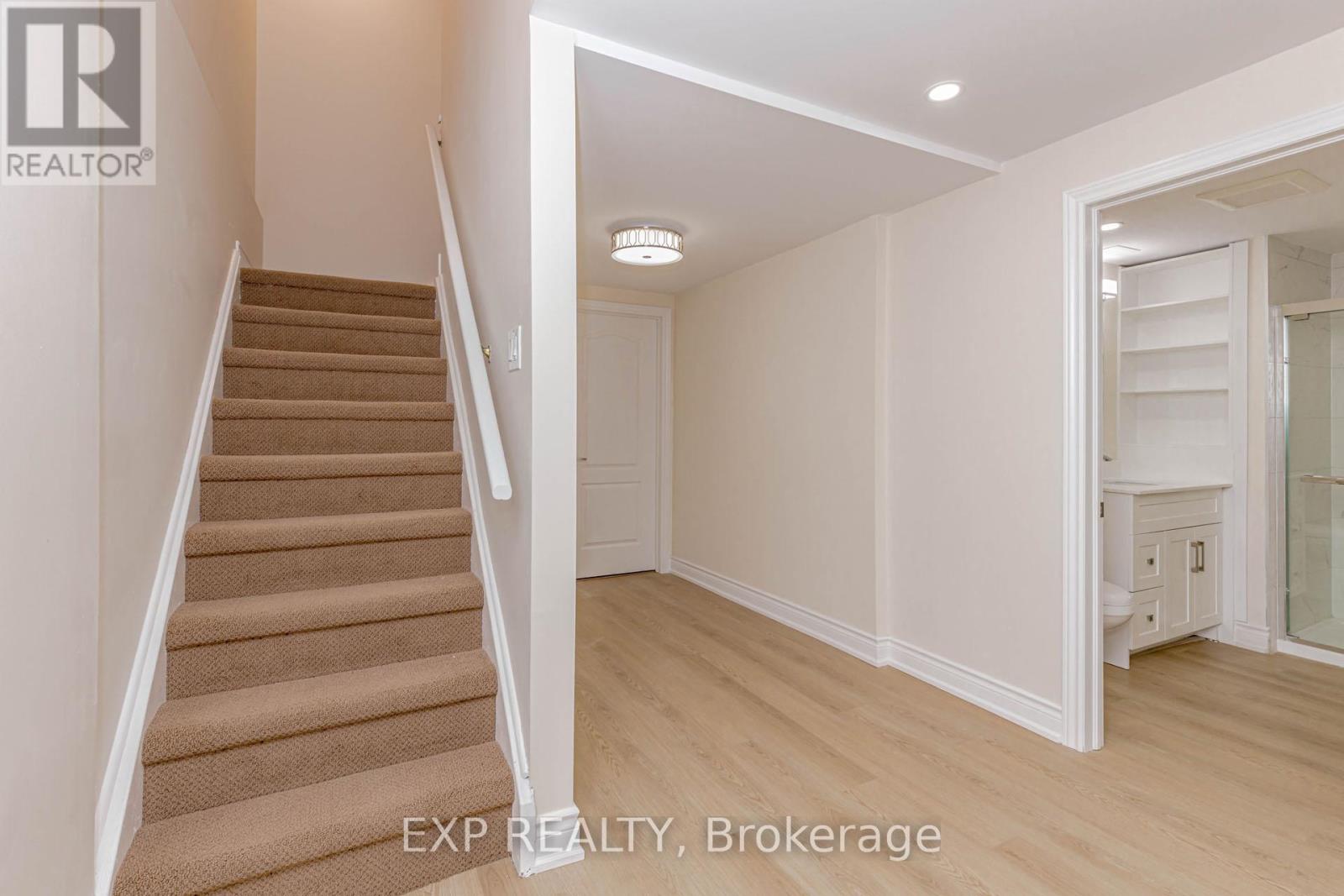 2289 Munn's Avenue, Oakville, Ontario  L6H 3M4 - Photo 27 - W12628520