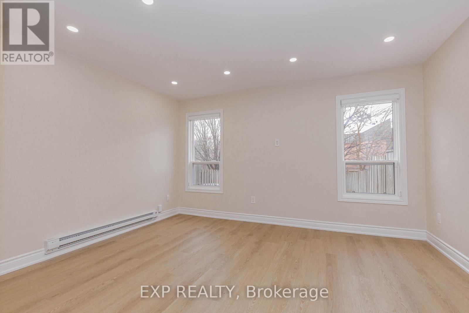 2289 Munn's Avenue, Oakville, Ontario  L6H 3M4 - Photo 7 - W12628520