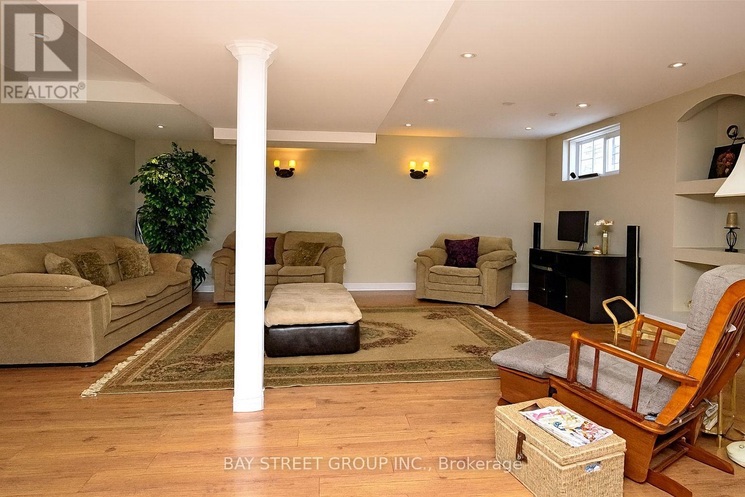 3581 Jorie Crescent, Mississauga, Ontario  L5M 7G5 - Photo 16 - W12628536