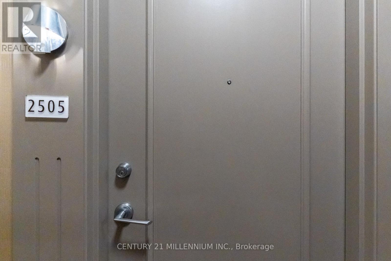 2505 - 225 Webb Drive, Mississauga, Ontario  L5B 4P2 - Photo 3 - W12628650