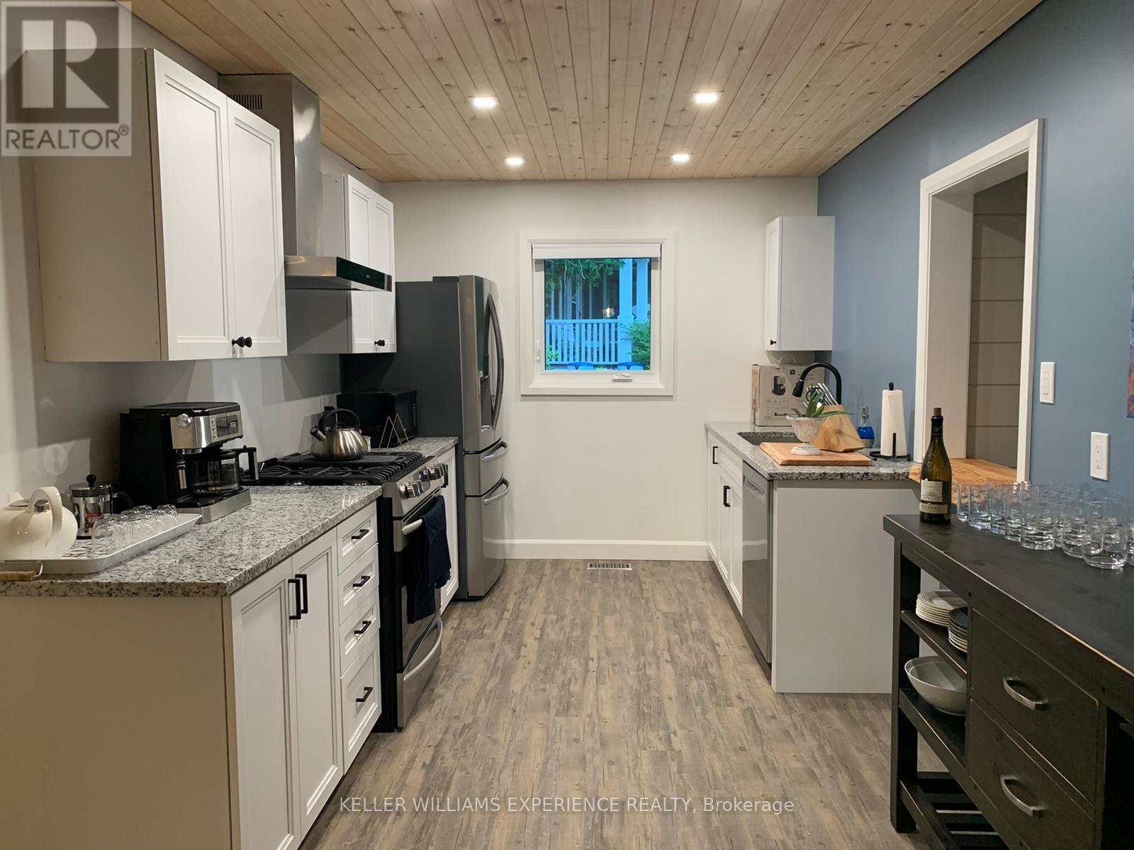 328 Cedar Avenue, Meaford, Ontario  N4L 1W5 - Photo 7 - X12628530