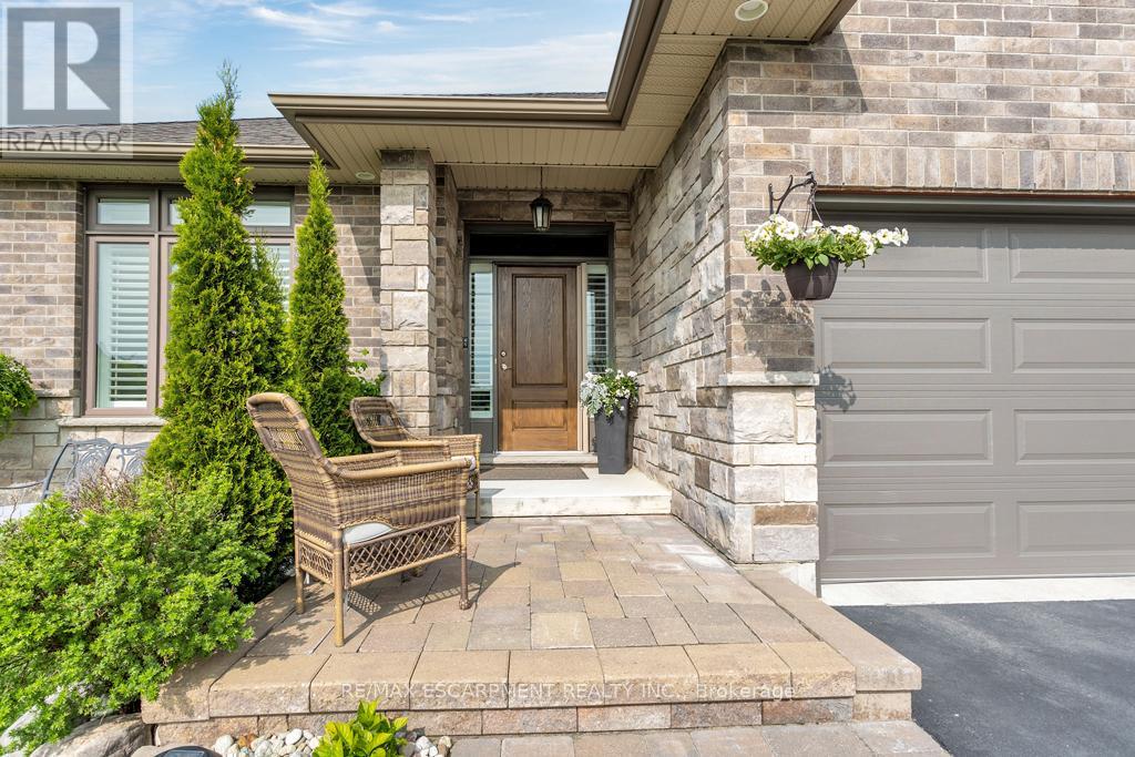 100 Tamarack Boulevard, Woodstock, Ontario  N4S 0E2 - Photo 4 - X12628560