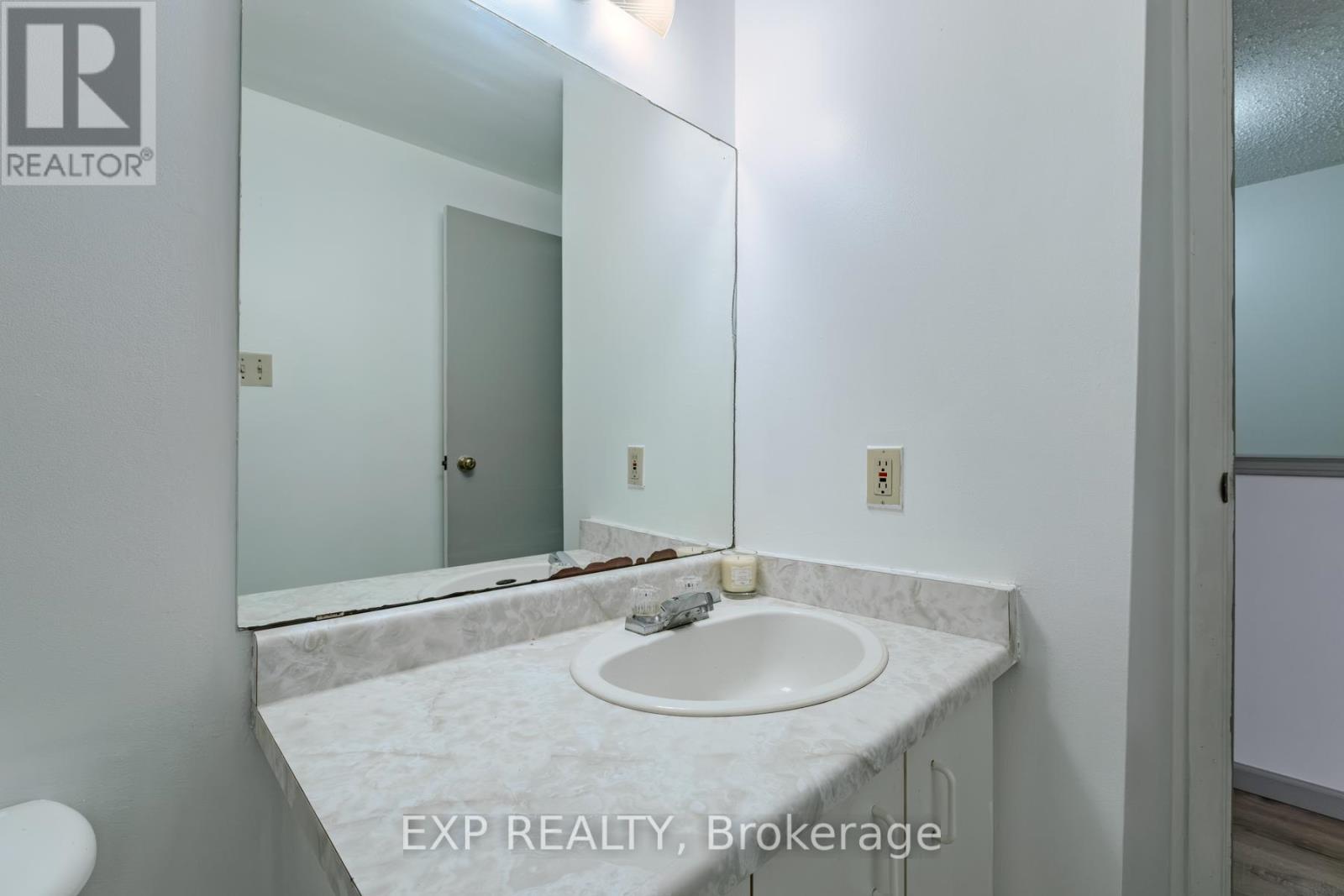 5 - 392 Springbank Avenue N, Woodstock, Ontario  N4T 1L5 - Photo 15 - X12628654