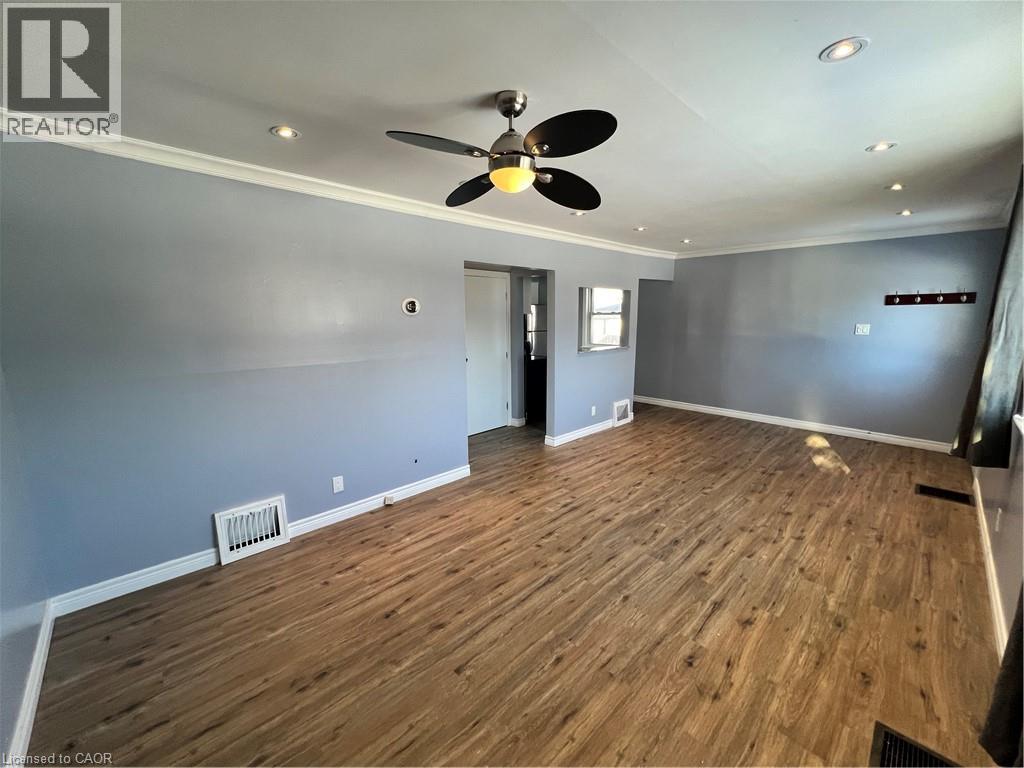 306 East 22nd Street, Hamilton, Ontario  L8V 2W1 - Photo 5 - 40792520