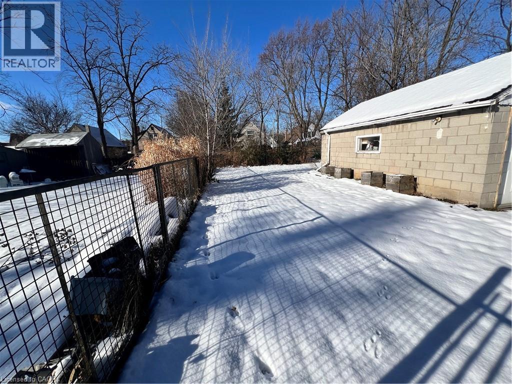 306 East 22nd Street, Hamilton, Ontario  L8V 2W1 - Photo 16 - 40792520