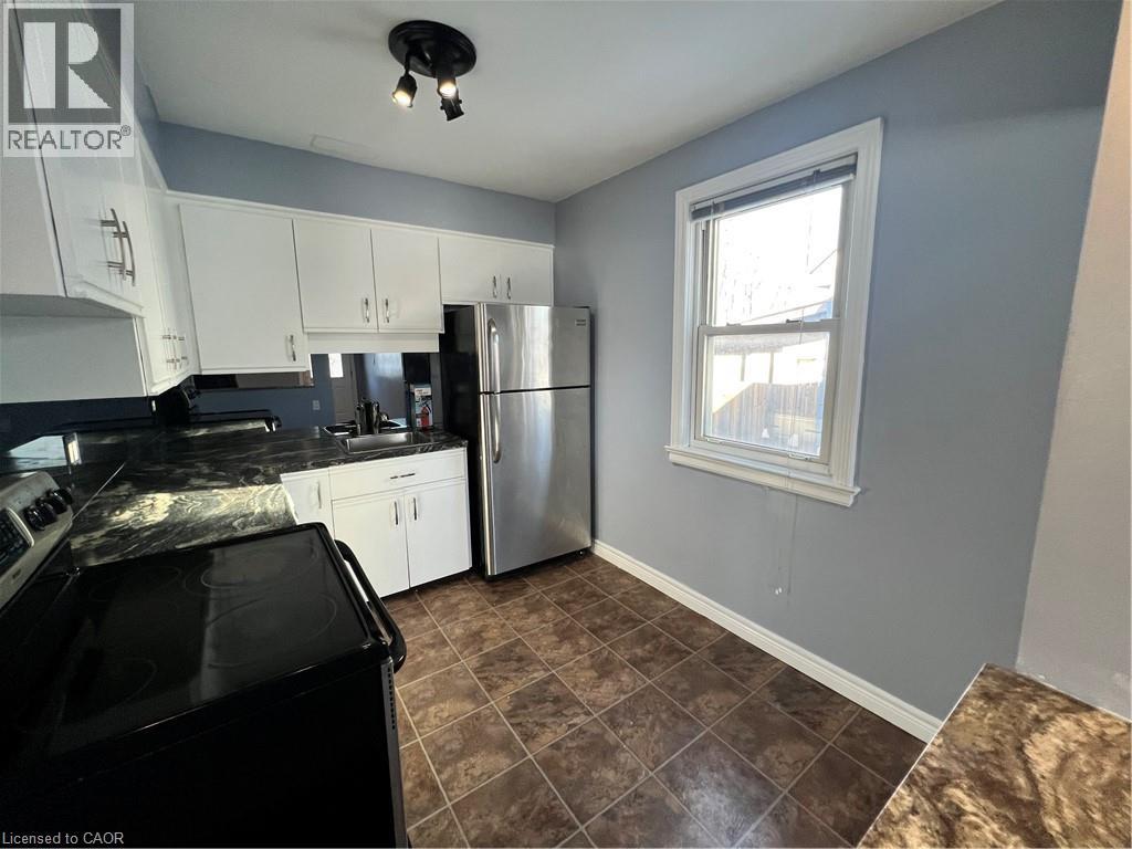 306 East 22nd Street, Hamilton, Ontario  L8V 2W1 - Photo 7 - 40792520