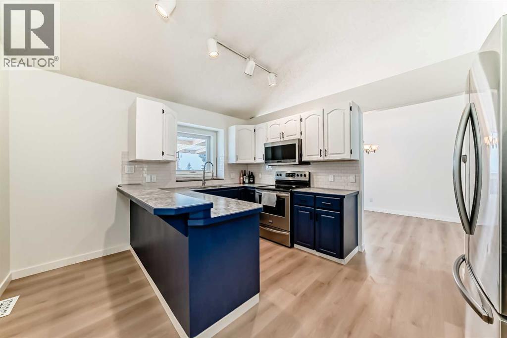 20 Westland Gate, Okotoks, Alberta