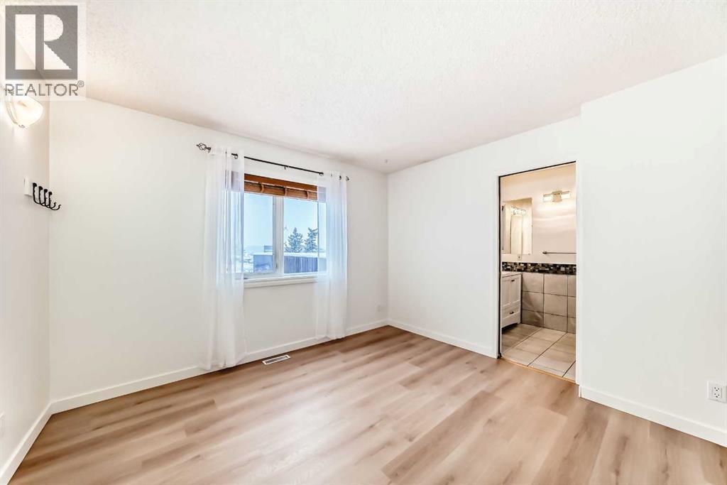 20 Westland Gate, Okotoks, Alberta  T1S 1N1 - Photo 14 - A2244976