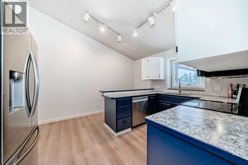 20 Westland Gate, Okotoks, Alberta  T1S 1N1 - Photo 6 - A2244976