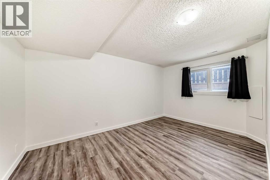 20 Westland Gate, Okotoks, Alberta  T1S 1N1 - Photo 30 - A2244976