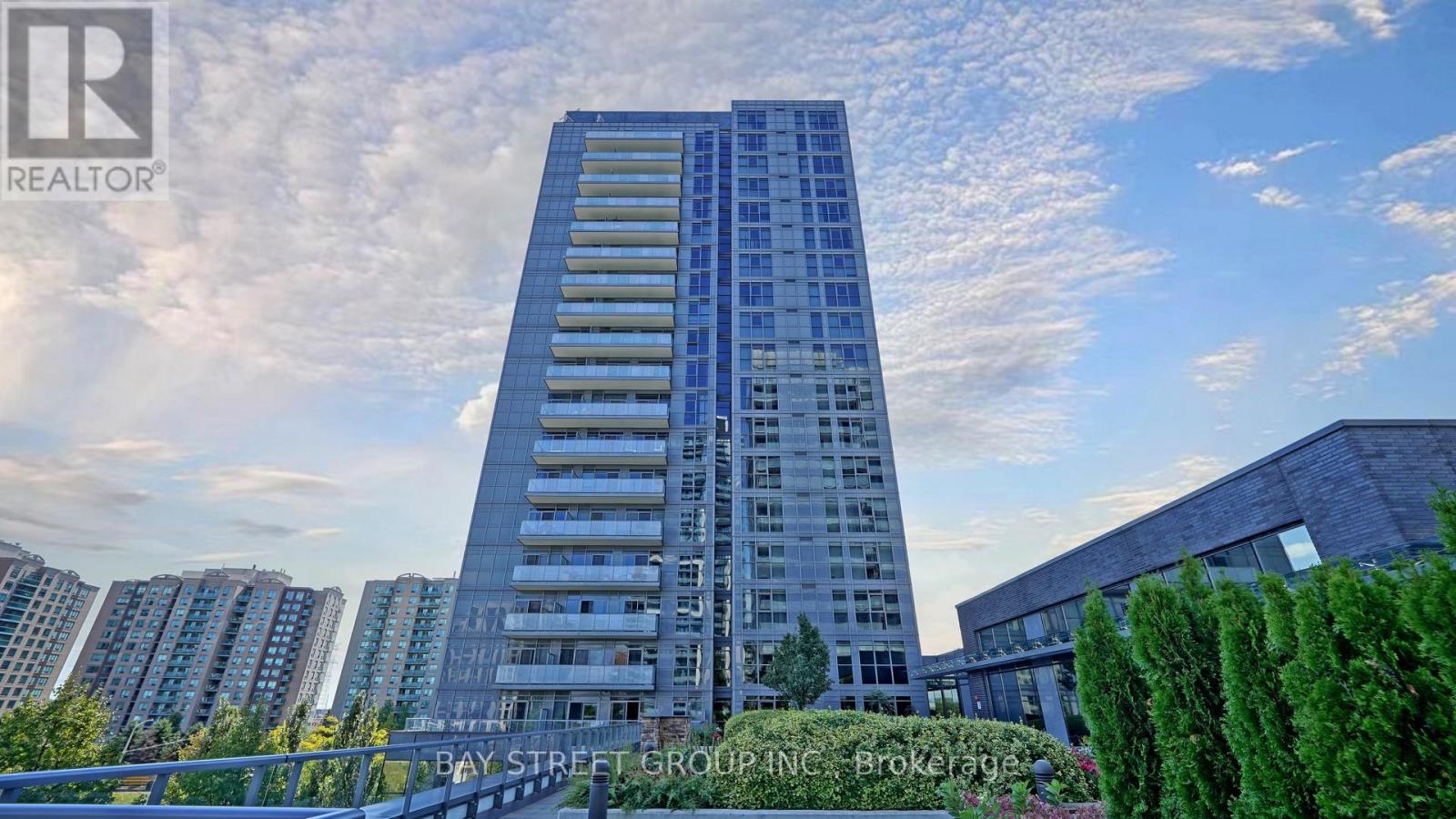 503 - 55 Oneida Crescent, Richmond Hill, Ontario  L4B 0E8 - Photo 2 - N12611722