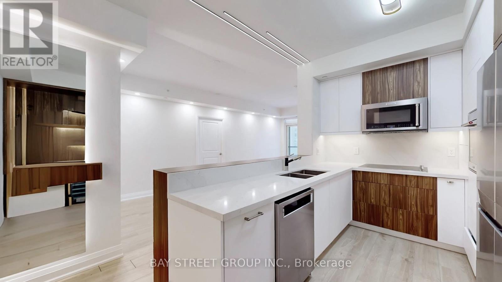 503 - 55 Oneida Crescent, Richmond Hill, Ontario  L4B 0E8 - Photo 14 - N12611722