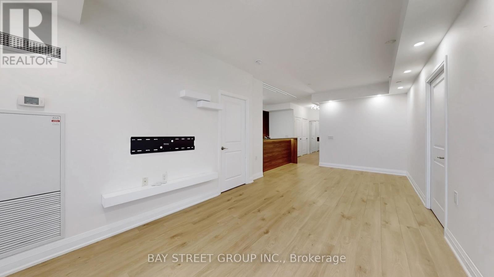 503 - 55 Oneida Crescent, Richmond Hill, Ontario  L4B 0E8 - Photo 11 - N12611722