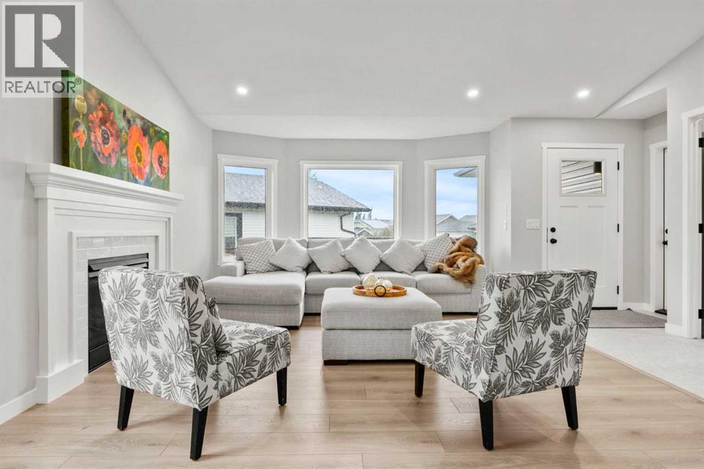 335 Sheep River Place, Okotoks, Alberta  T1S 1N7 - Photo 9 - A2266790