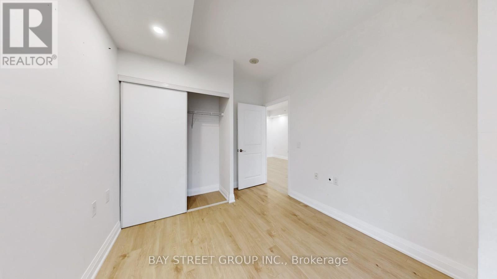 503 - 55 Oneida Crescent, Richmond Hill, Ontario  L4B 0E8 - Photo 17 - N12611722