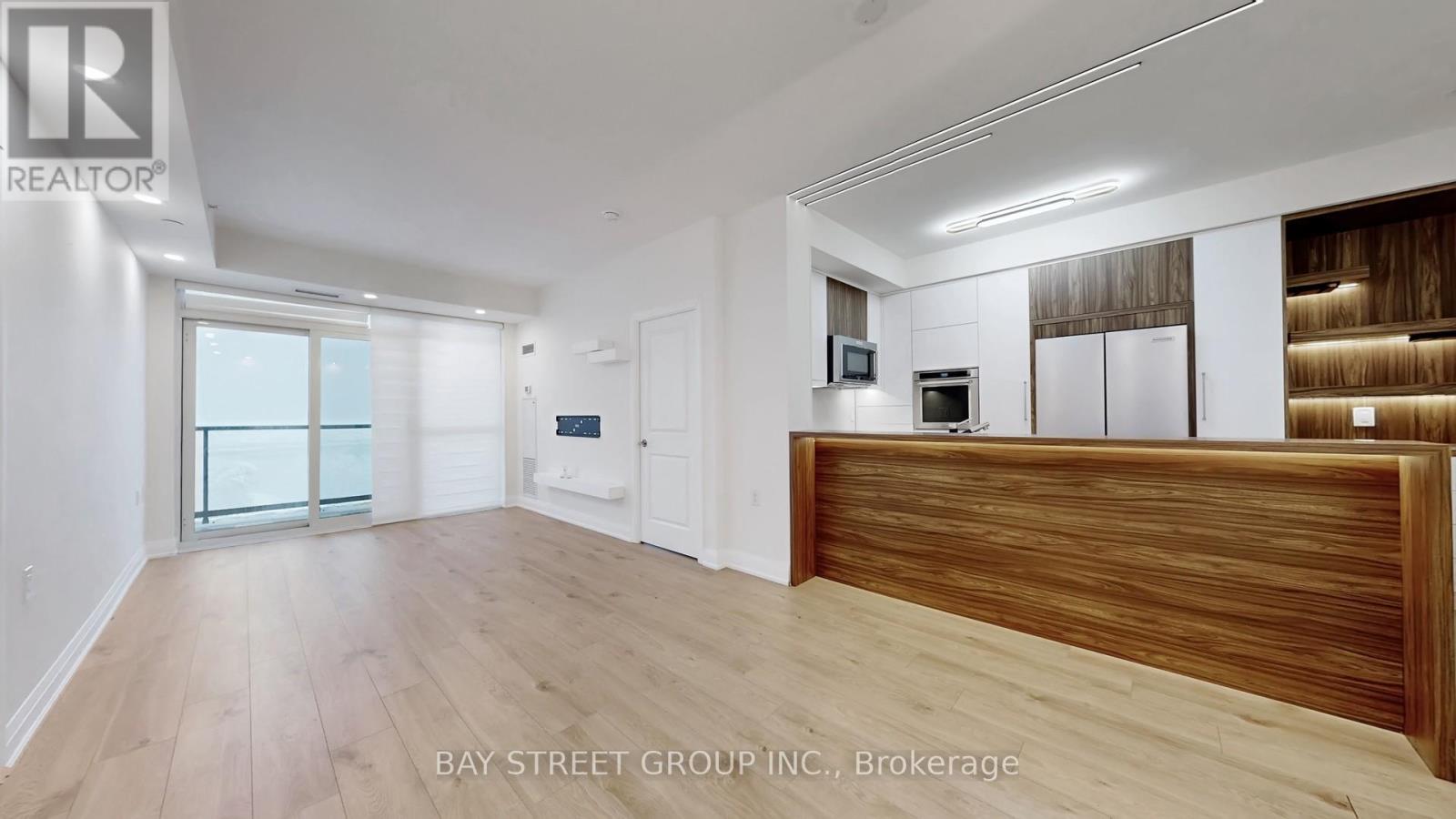 503 - 55 Oneida Crescent, Richmond Hill, Ontario  L4B 0E8 - Photo 9 - N12611722