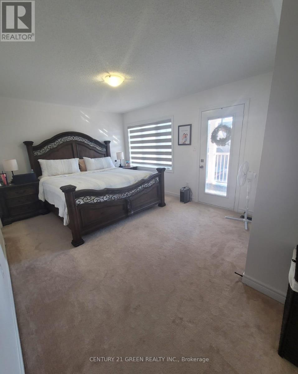 11 Game Creek Crescent, Brampton (Northwest Sandalwood Parkway), Ontario  L7A 0J2 - Photo 12 - W12607984