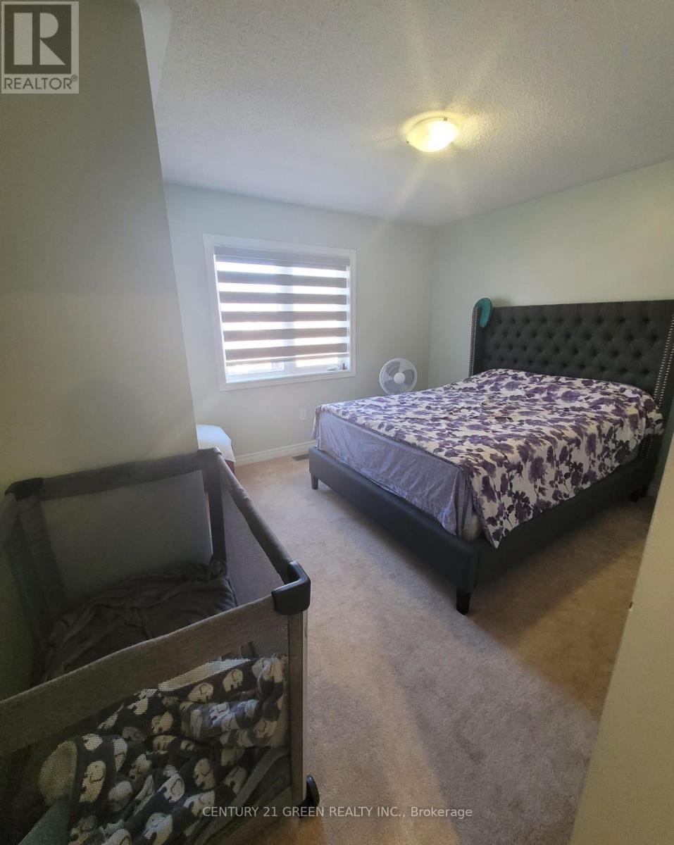 11 Game Creek Crescent, Brampton (Northwest Sandalwood Parkway), Ontario  L7A 0J2 - Photo 13 - W12607984