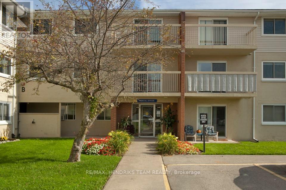 A119 - 19a High Street, Fort Erie, Ontario L2A 3P6 - Photo 1 - X12628688