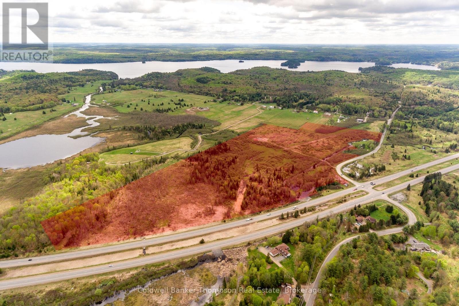 30 Rowanwood Road, Huntsville, Ontario P0B 1M0 - Photo 4 - X12628698