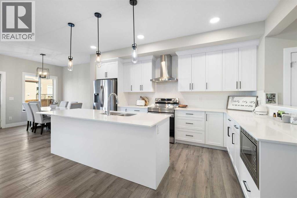 53 Savanna Heath Ne, Calgary, Alberta  T3J 2H5 - Photo 2 - A2255412