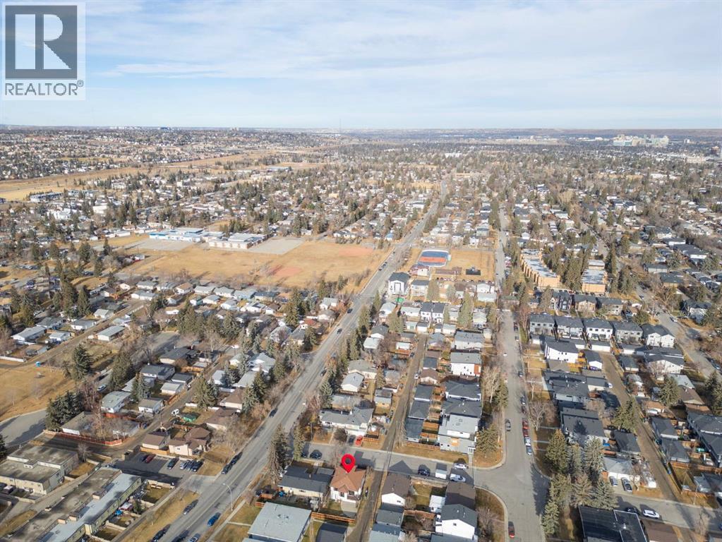 4507 37 Avenue Sw, Calgary, Alberta  T3E 1C9 - Photo 47 - A2272200