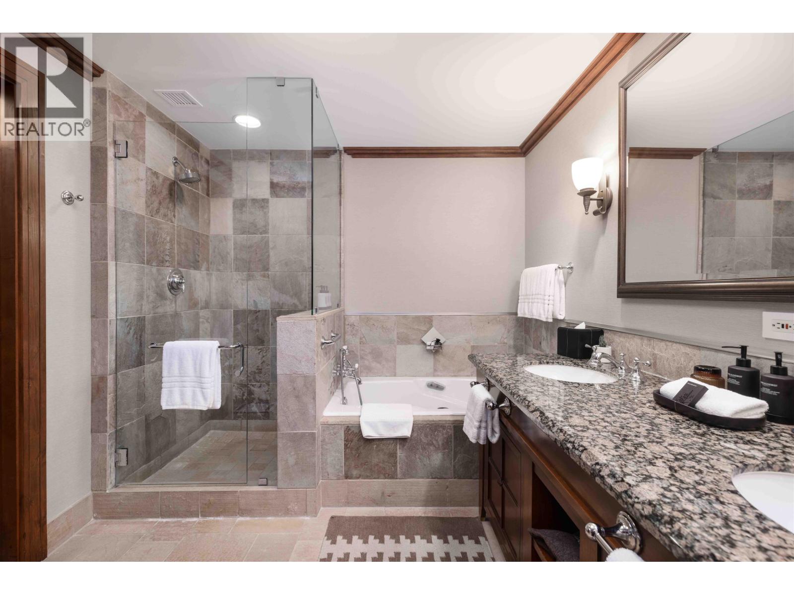 324 4591 Blackcomb Way, Whistler, British Columbia  V8E 0Y4 - Photo 24 - R3069384