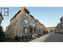 19 STEAMBOAT WAY, Whitby, Ontario