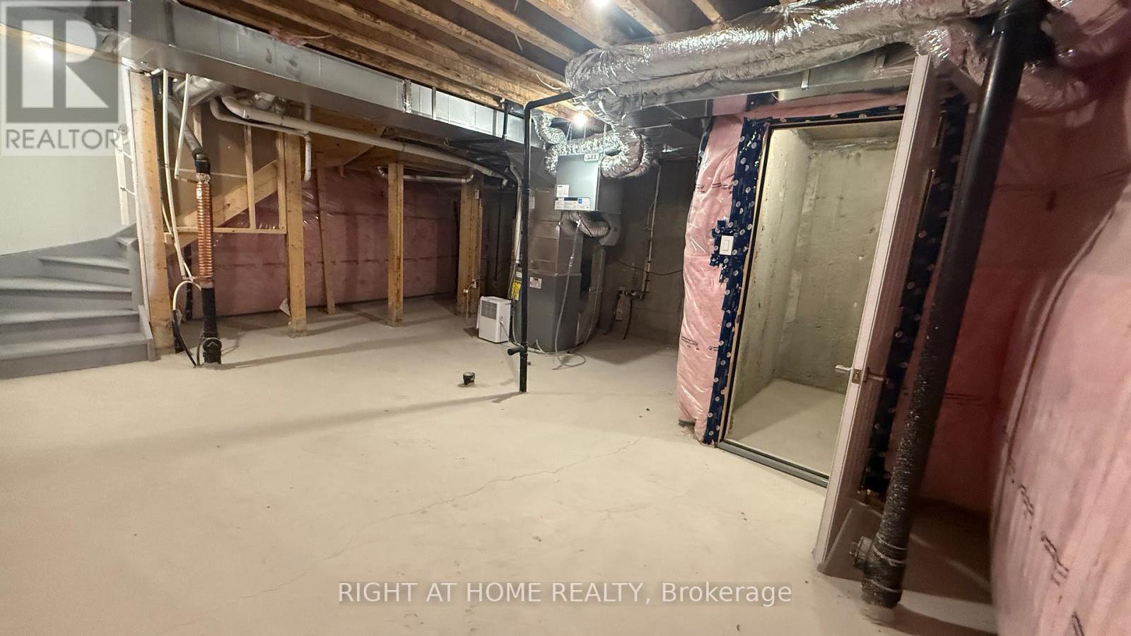 19 Steamboat Way, Whitby, Ontario  L1N 0M6 - Photo 18 - E12280963