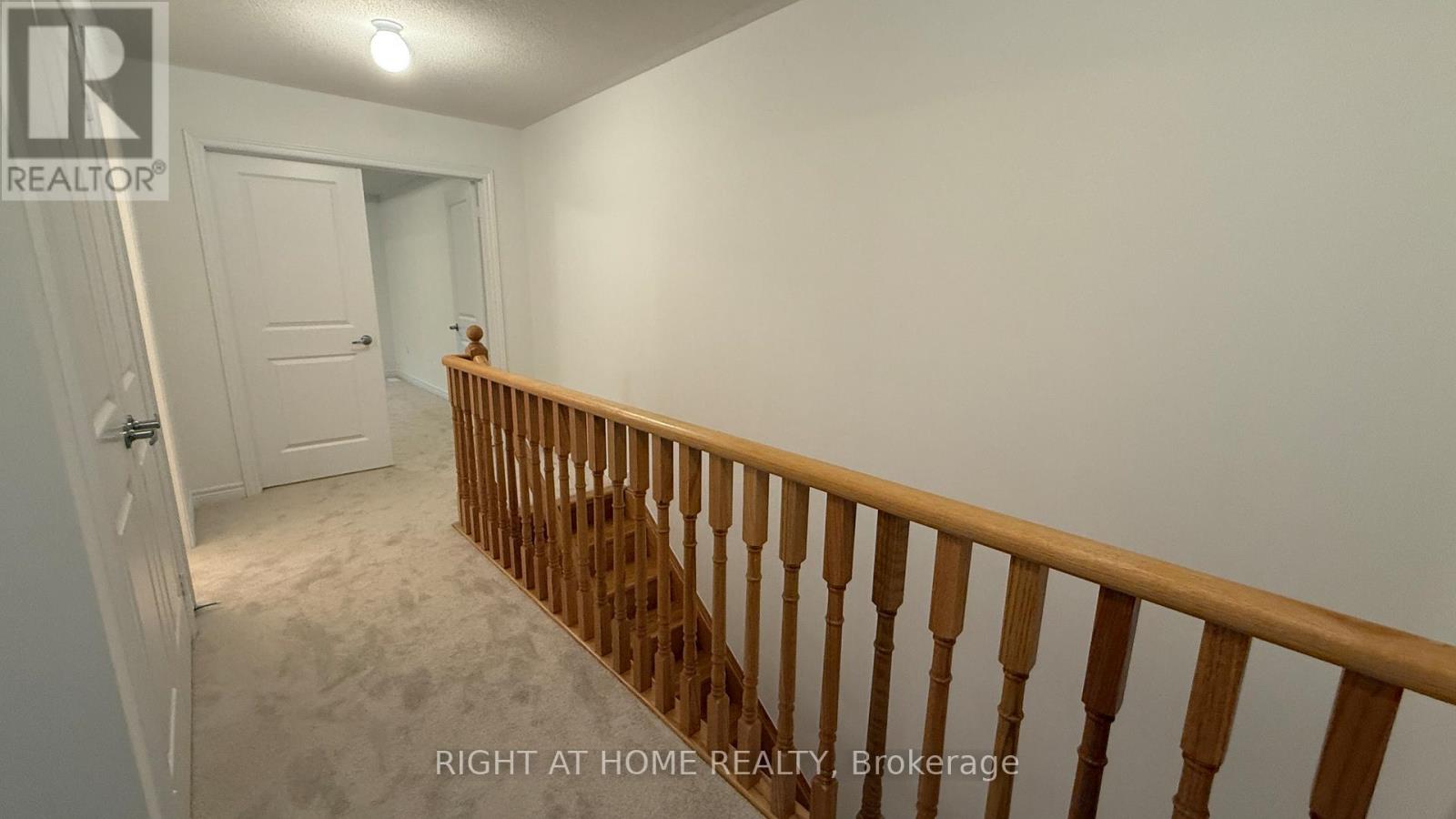 19 Steamboat Way, Whitby, Ontario  L1N 0M6 - Photo 9 - E12280963