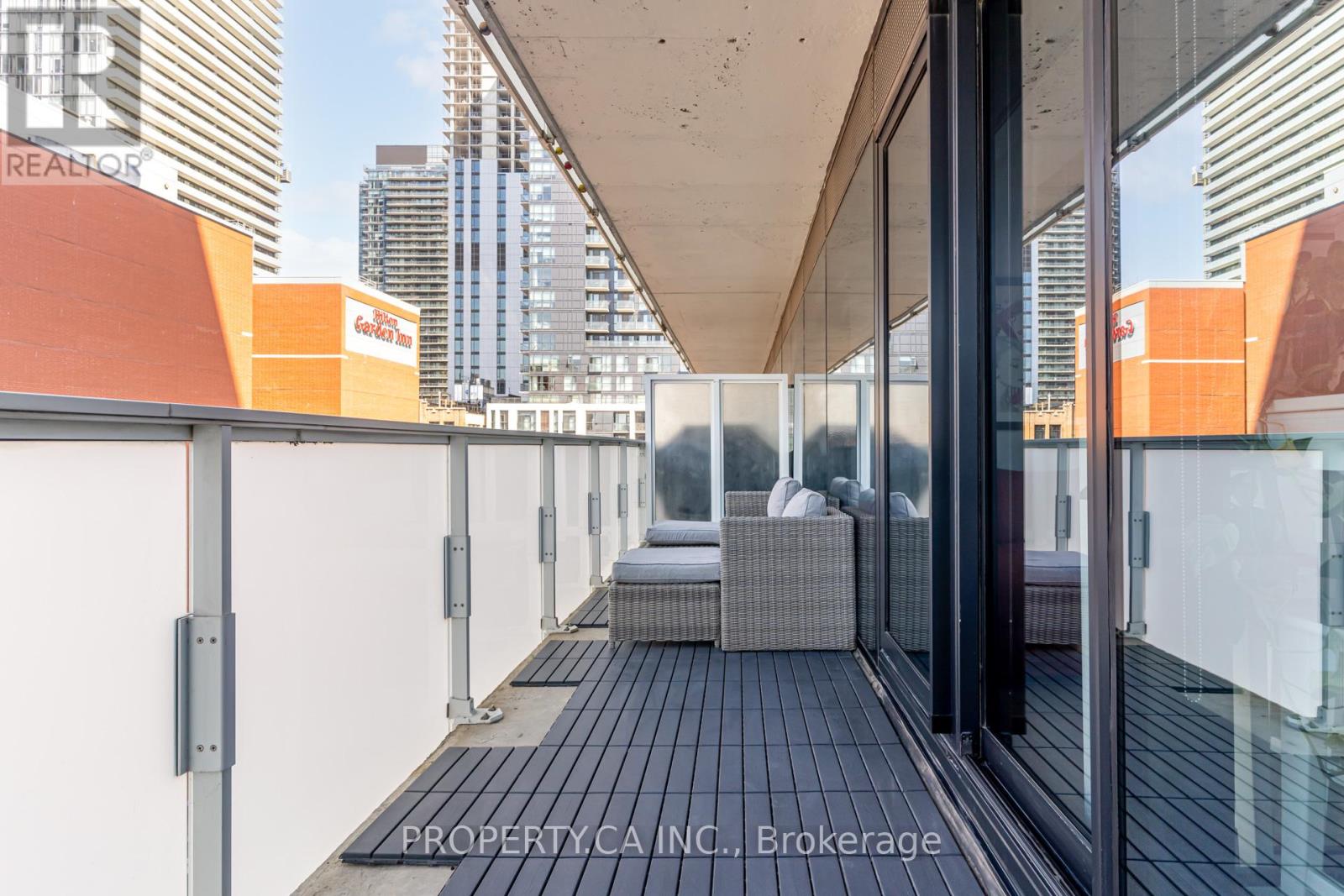 1005 - 11 Charlotte Street, Toronto, Ontario  M5V 0M6 - Photo 12 - C12628682