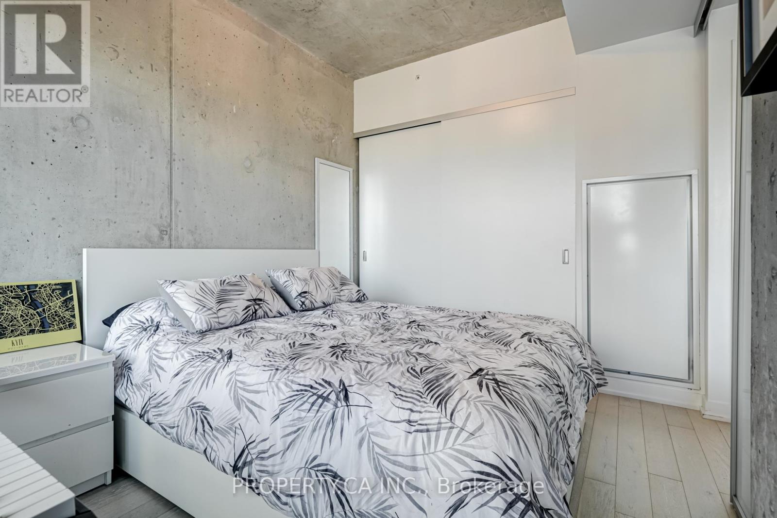 1005 - 11 Charlotte Street, Toronto, Ontario  M5V 0M6 - Photo 8 - C12628682