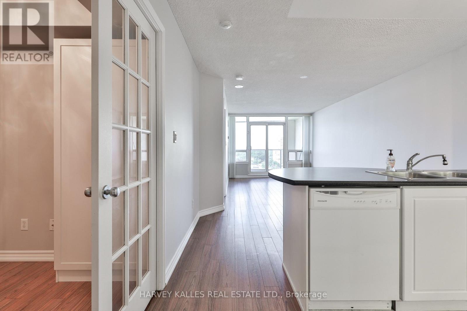 #1303 - 8 Rean Drive, Toronto, Ontario  M2K 3B9 - Photo 5 - C12628696